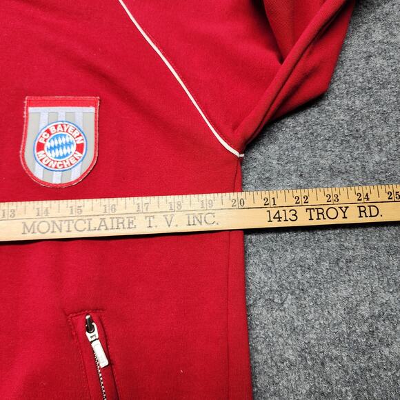 BNWT FC Bayern Originals Full-Zip Track Jacket Top Red Size Men's Medium Euro - Picture 7 of 8